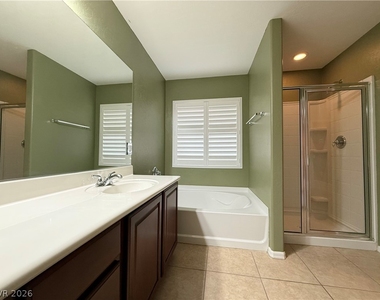 11833 Bussero Court - Photo Thumbnail 18