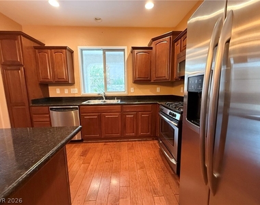 11833 Bussero Court - Photo Thumbnail 5