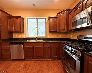 11833 Bussero Court - Photo Thumbnail 6