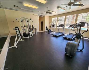 3917 Lazy Pine Street - Photo Thumbnail 32