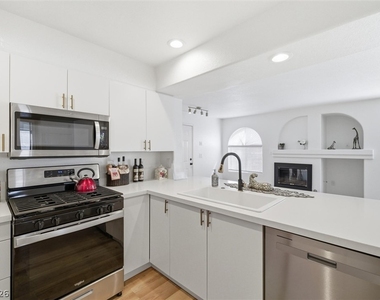 7950 W Flamingo Road - Photo Thumbnail 15