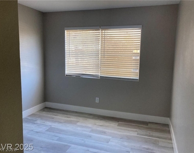 8600 W Charleston Boulevard - Photo Thumbnail 9