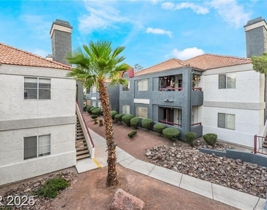 8600 W Charleston Boulevard - Photo Thumbnail 22
