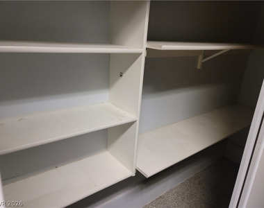 6140 Pine Villa Avenue - Photo Thumbnail 22