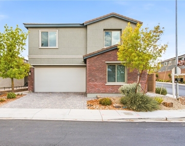 3135 Hazy Hills Avenue - Photo Thumbnail 1