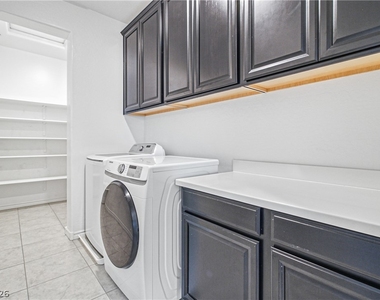 3135 Hazy Hills Avenue - Photo Thumbnail 31
