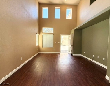 3925 Philomena Street - Photo Thumbnail 2