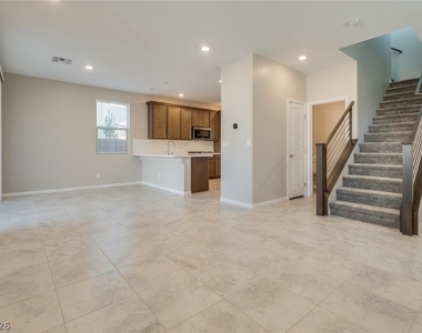 10786 Pastel Sunset Court - Photo Thumbnail 11