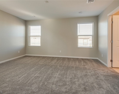 10786 Pastel Sunset Court - Photo Thumbnail 17