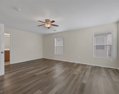 7257 Camden Pine Avenue - Photo Thumbnail 31