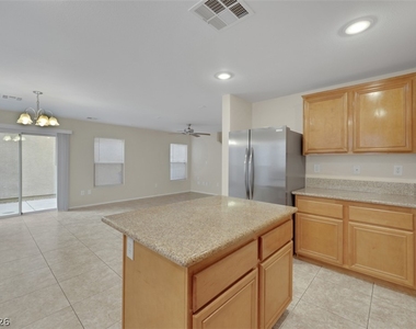7257 Camden Pine Avenue - Photo Thumbnail 15