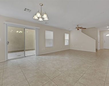 7257 Camden Pine Avenue - Photo Thumbnail 11