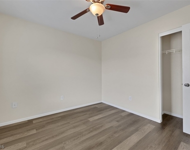 7257 Camden Pine Avenue - Photo Thumbnail 22