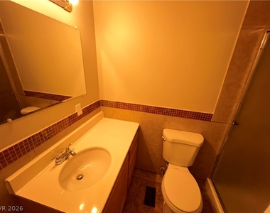 2301 E Brooks Avenue - Photo Thumbnail 8