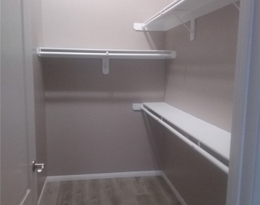 8985 S Durango Drive - Photo Thumbnail 10