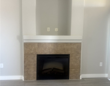 8985 S Durango Drive - Photo Thumbnail 7