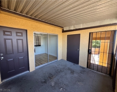 1534 Hialeah Drive - Photo Thumbnail 1