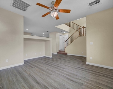 12052 Hathaway Pines Lane - Photo Thumbnail 7