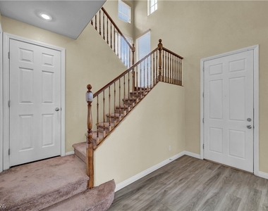 12052 Hathaway Pines Lane - Photo Thumbnail 22