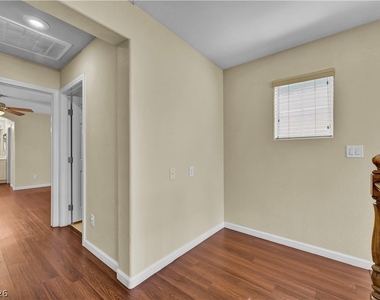 12052 Hathaway Pines Lane - Photo Thumbnail 32