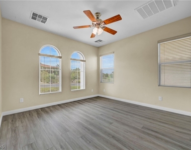 12052 Hathaway Pines Lane - Photo Thumbnail 5