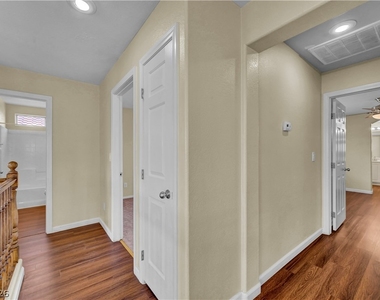 12052 Hathaway Pines Lane - Photo Thumbnail 26