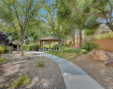 12052 Hathaway Pines Lane - Photo Thumbnail 52