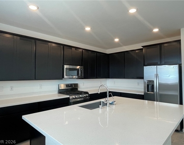 6841 Chargehand Avenue - Photo Thumbnail 8