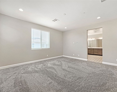 164 Pace Avenue - Photo Thumbnail 9