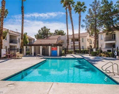 4736 Nara Vista Way - Photo Thumbnail 23