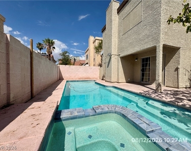 8621 Lyla Rae Circle - Photo Thumbnail 11