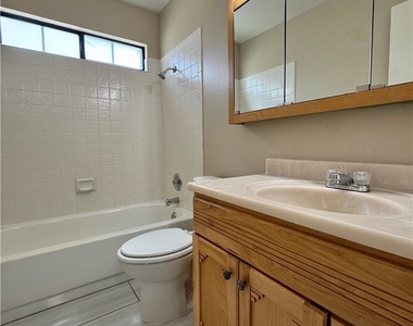8621 Lyla Rae Circle - Photo Thumbnail 24