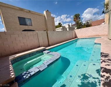 8621 Lyla Rae Circle - Photo Thumbnail 37