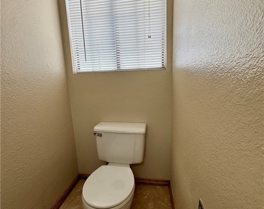 8621 Lyla Rae Circle - Photo Thumbnail 19