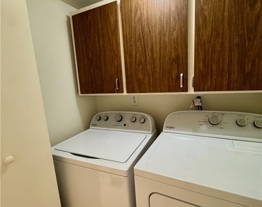 8621 Lyla Rae Circle - Photo Thumbnail 41