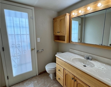 8621 Lyla Rae Circle - Photo Thumbnail 42