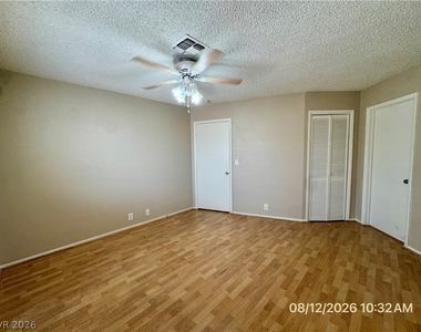 8621 Lyla Rae Circle - Photo Thumbnail 20