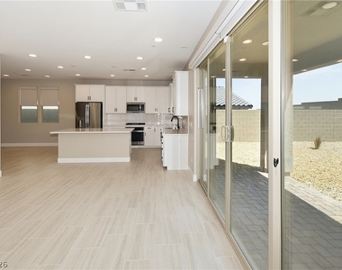 11807 Pandion Avenue - Photo Thumbnail 15