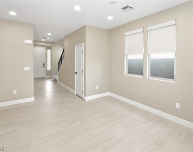 11807 Pandion Avenue - Photo Thumbnail 20