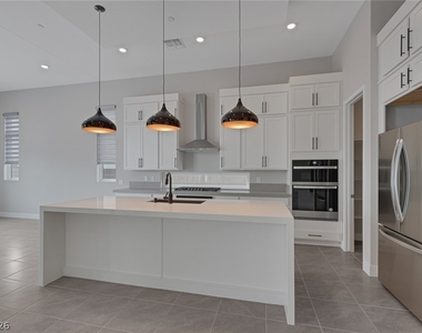 5008 Terramont Drive - Photo Thumbnail 11
