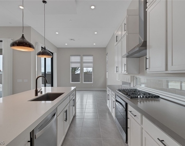 5008 Terramont Drive - Photo Thumbnail 19