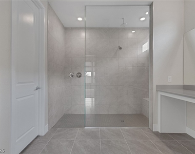 5008 Terramont Drive - Photo Thumbnail 26