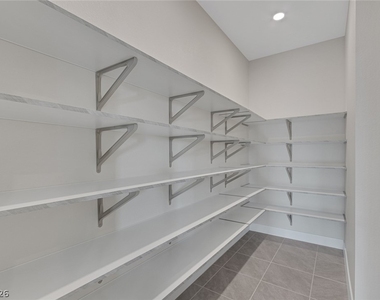 5008 Terramont Drive - Photo Thumbnail 21