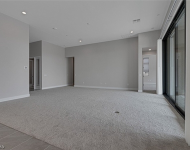 5008 Terramont Drive - Photo Thumbnail 8