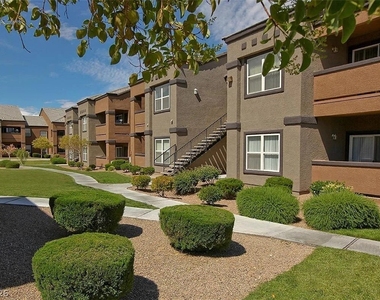 6650 W Warm Springs Road - Photo Thumbnail 31