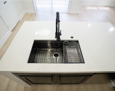 6650 W Warm Springs Road - Photo Thumbnail 7