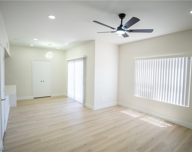 6650 W Warm Springs Road - Photo Thumbnail 2