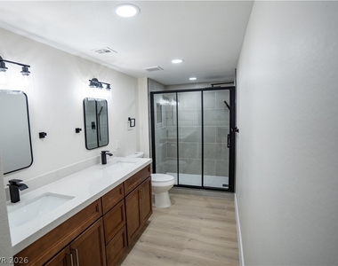 6650 W Warm Springs Road - Photo Thumbnail 9