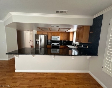 1604 Desert Canyon Court - Photo Thumbnail 9