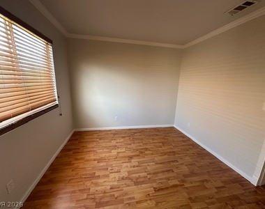 1604 Desert Canyon Court - Photo Thumbnail 19
